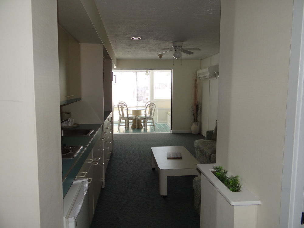 Surf Club Oceanfront Hotel Dewey Beach Exterior photo