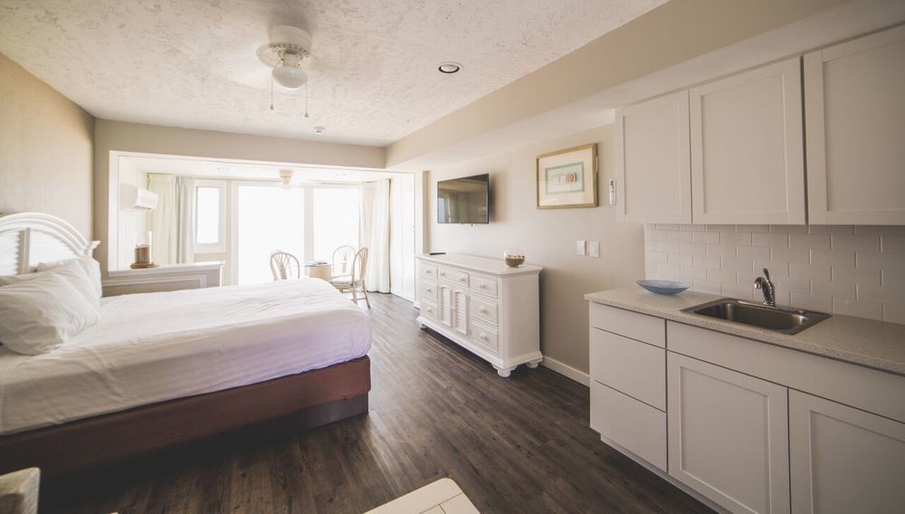 Surf Club Oceanfront Hotel Dewey Beach Exterior photo