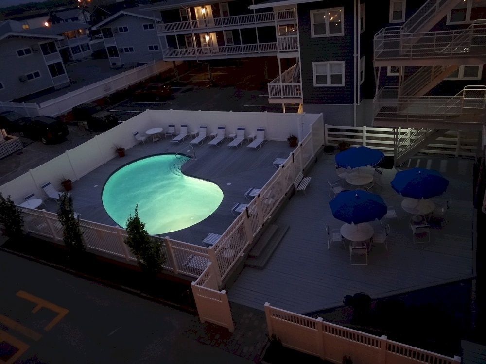 Surf Club Oceanfront Hotel Dewey Beach Exterior photo